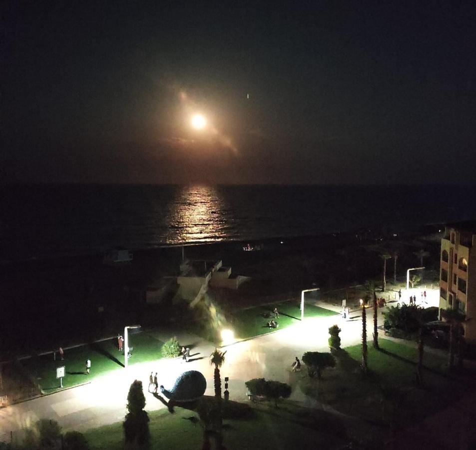 Appartement De Vacances - Splendide Vue Sur Mer, Parking Prive Le Barcares Bagian luar foto