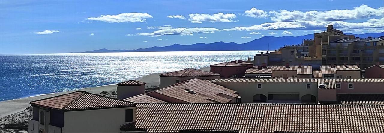 Appartement De Vacances - Splendide Vue Sur Mer, Parking Prive Le Barcares Bagian luar foto