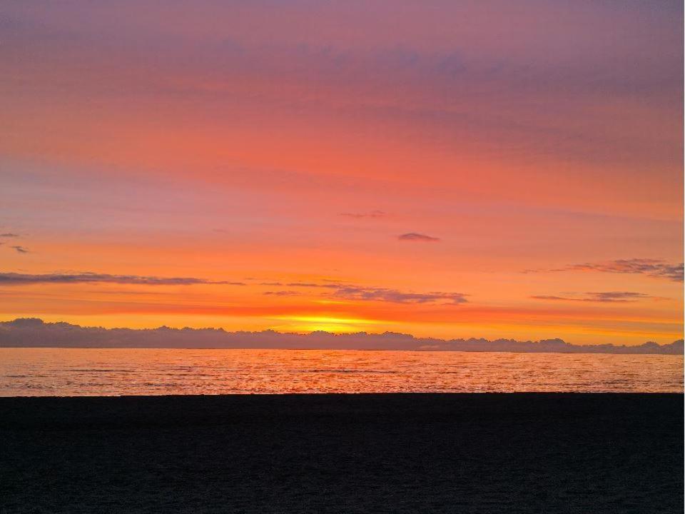 Appartement De Vacances - Splendide Vue Sur Mer, Parking Prive Le Barcares Bagian luar foto