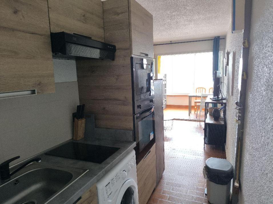 Appartement De Vacances - Splendide Vue Sur Mer, Parking Prive Le Barcares Bagian luar foto