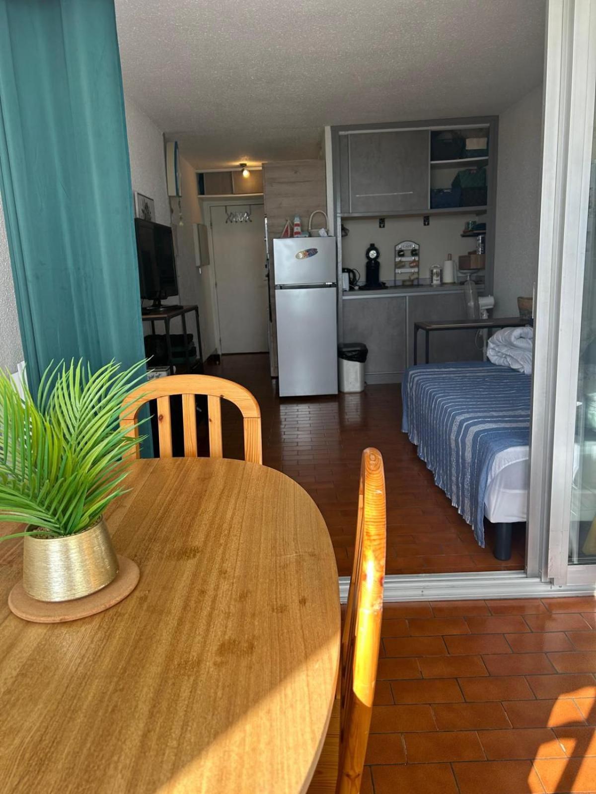 Appartement De Vacances - Splendide Vue Sur Mer, Parking Prive Le Barcares Bagian luar foto